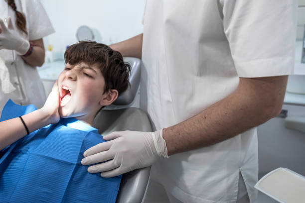 Best Cracked Tooth Emergency Dentist  in Sackets Harbor, NY